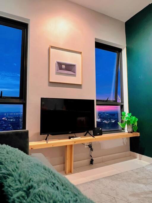 Studio Staycation D'Sara @ Linked Mrt, Near Thomson Hospital & Sungai Buloh Hospital Eksteriør bilde